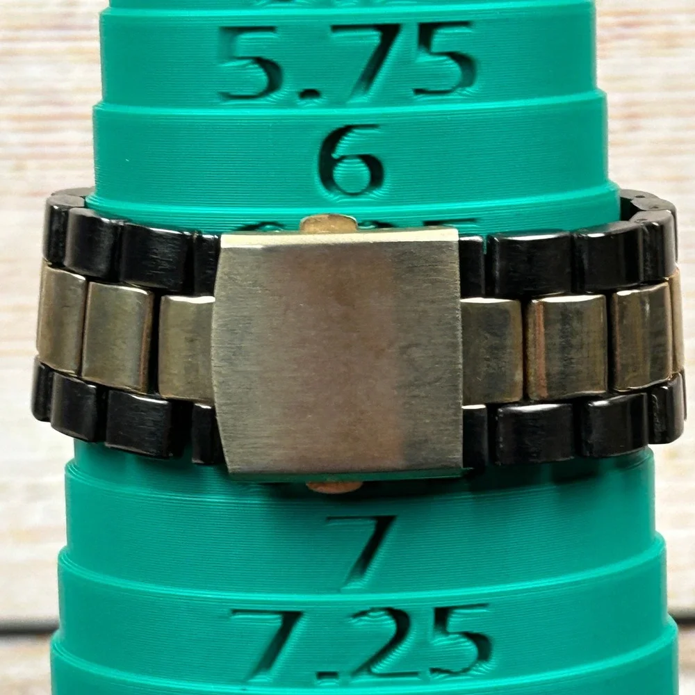 Arden B Mens Two Tone Gold Gunmetal Watch Decorative Subdials‎ 9158 Japan Movt